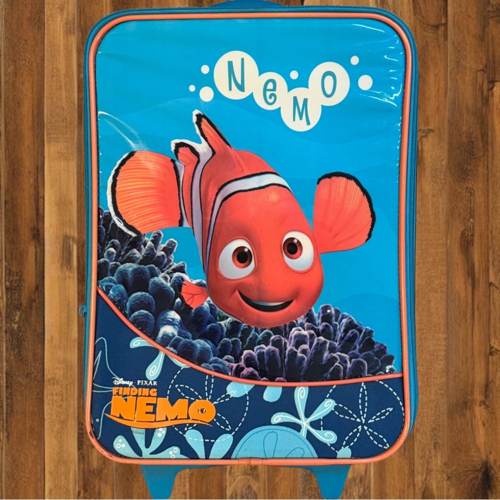 Disney Pixar Finding Nemo Kids Rolling Suitcase – Blue Trolley Luggage